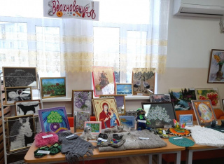 Выставка «Вдохновение» в Дальнегорском филиале КГАУСО «ПЦСОН».