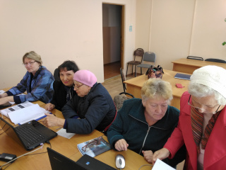 Клуб «У Самовара» обучился на онлайн-занятии по финансовой грамотности «Экономия для жизни».